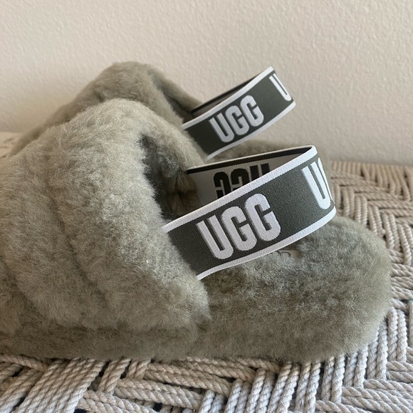 UGG fluff yeah slide shoes slippers Womans burnt olive green - Picture 7 of 15